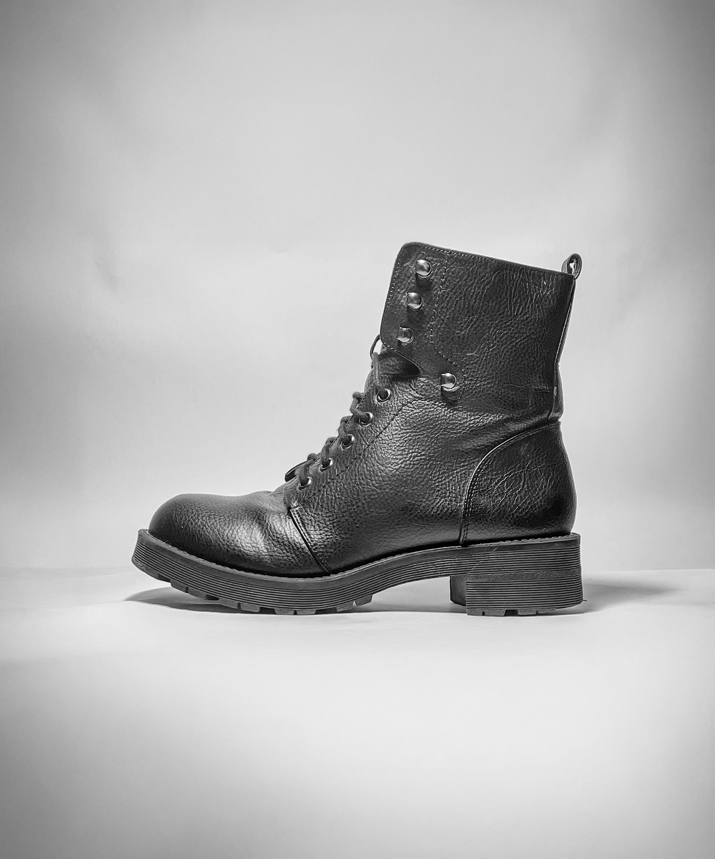 Mia Women's Boots