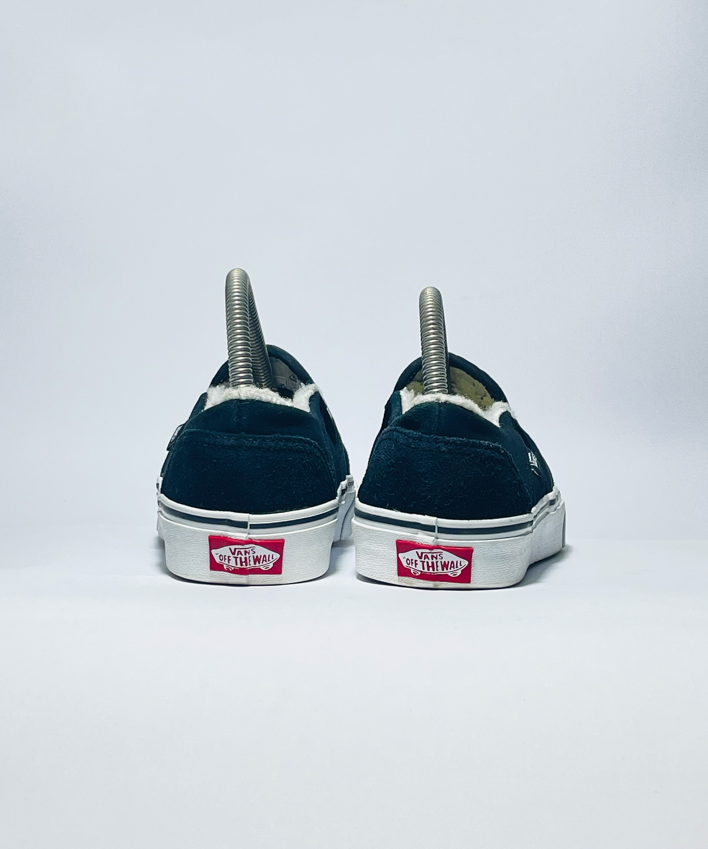 Vans Women's Asher Black Suede Sherpa Faux Fur Lined
