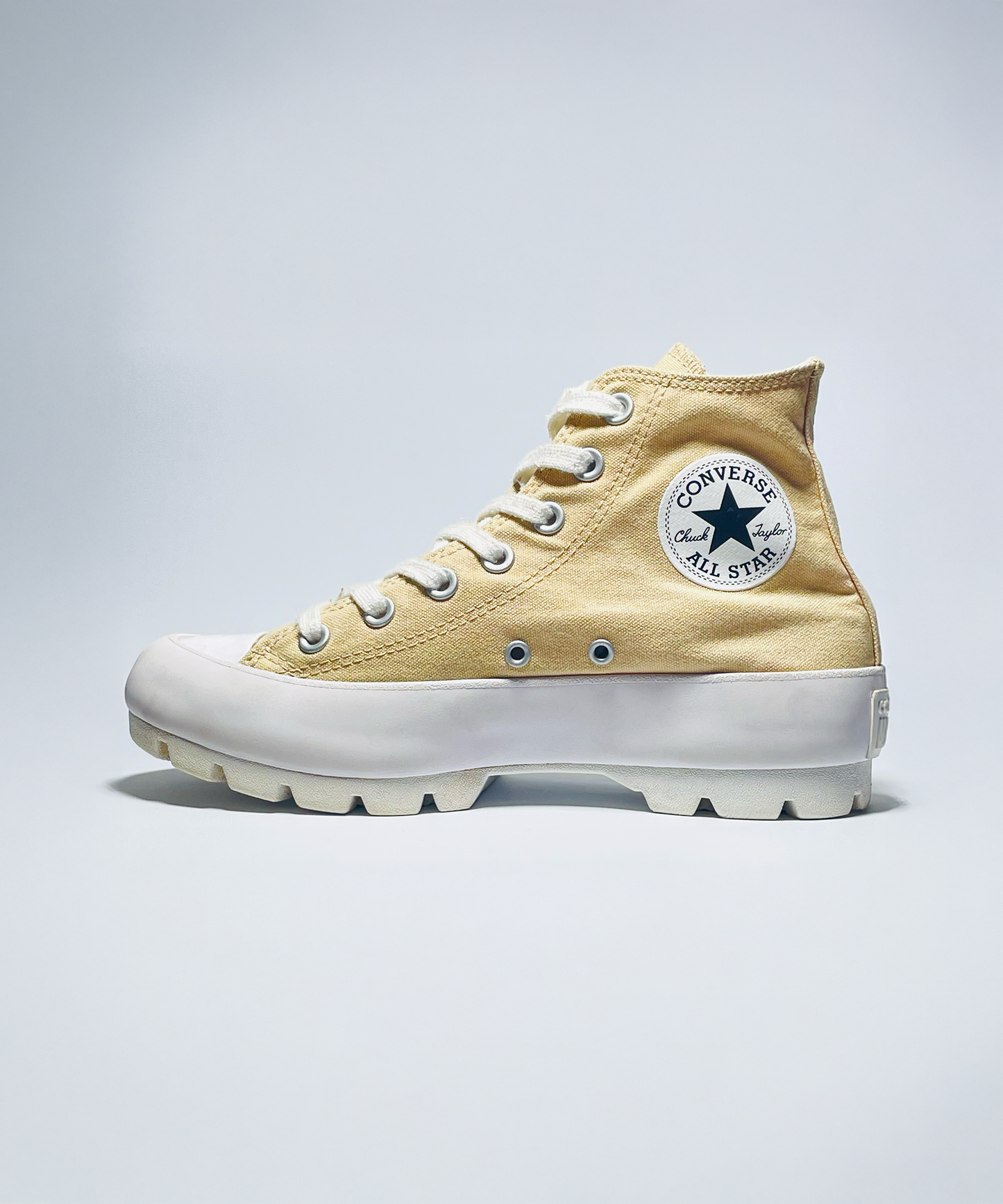 Converse Women Canvas Utility Taylor Chuck Taylor All Star Lugged Light field Surplus