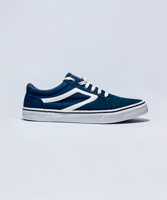 Retro Canvas Sneakers – Black & White Casual Classics