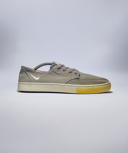 Grey Canvas Braata Lite Low Cut Sneake